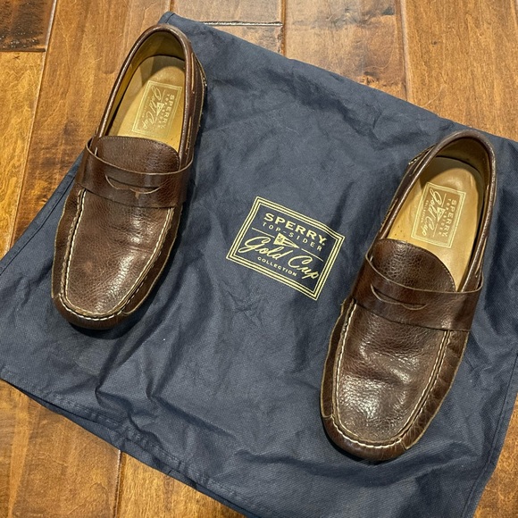 Sperry - Picture 2 of 2